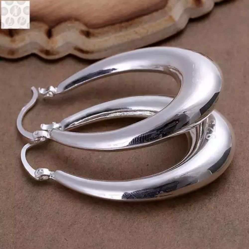 New! Silver Hoop Earrings - Picture 2 of 12